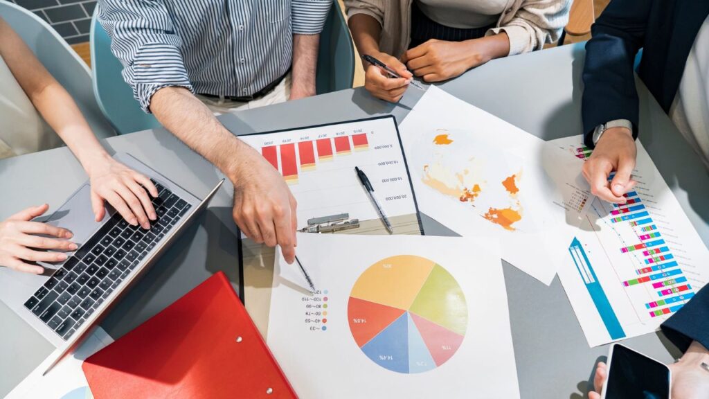 Understanding competitive analysis